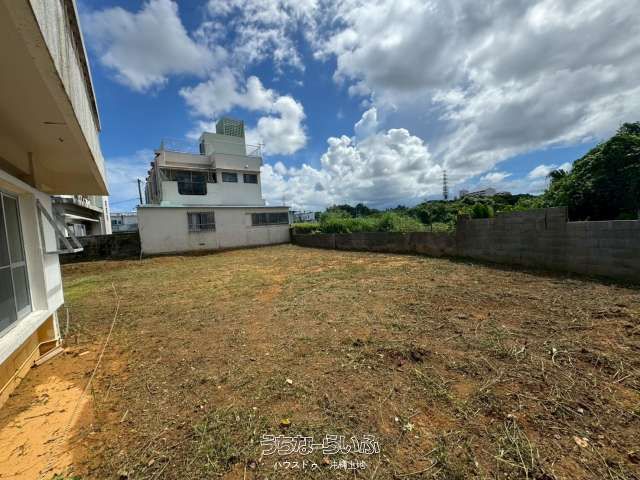 Residential Land for Sale in Kagadana, Uruma City, Okinawa - Thumbnail 2