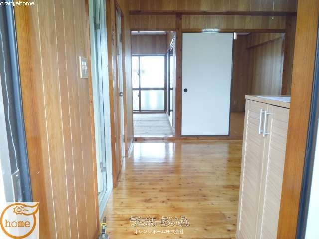 Maison Shiroma 302: 2LDK Apartment for Rent in Naha, Okinawa - Thumbnail 3
