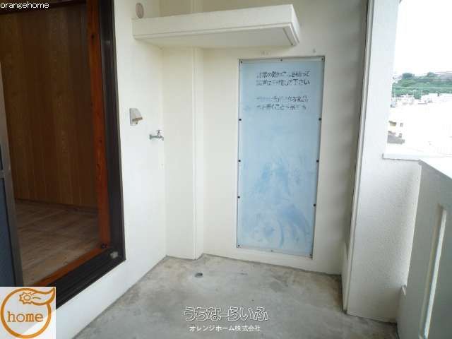 Maison Shiroma 302: 2LDK Apartment for Rent in Naha, Okinawa - Thumbnail 2