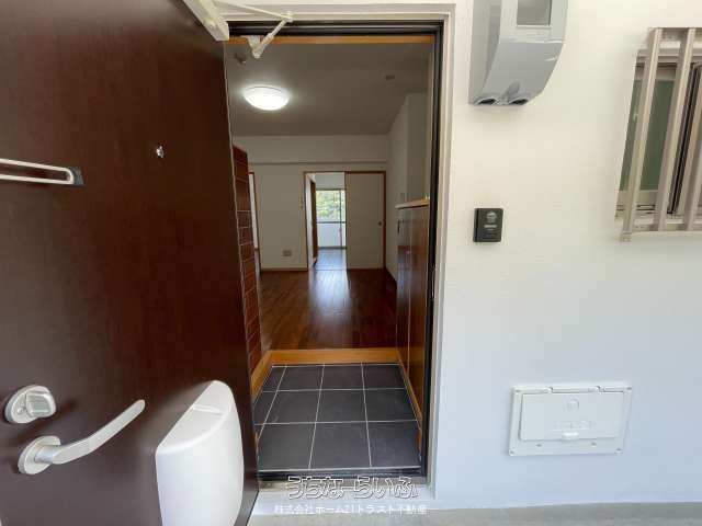 New 4LDK Apartment for Rent in Nishihara, Okinawa - Thumbnail 2