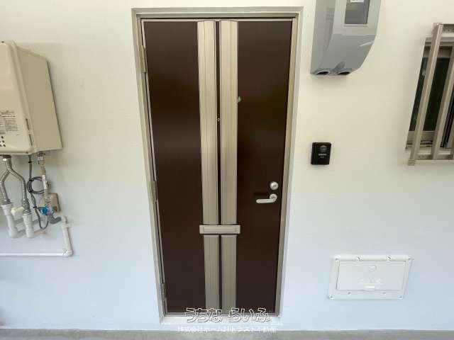 New 4LDK Apartment for Rent in Nishihara, Okinawa - Thumbnail 3