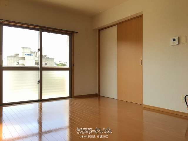 Oasis Marjin 203: 2LDK Apartment for Rent in Nago, Okinawa - Thumbnail 4