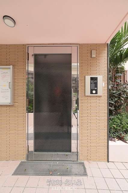 Modern 1K Apartment for Rent in Urasoe, Okinawa - Nouvel Elegant Onaga - Thumbnail 4