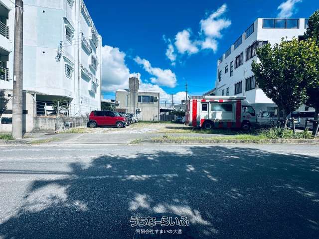 247.35㎡ Vacant Land for Sale in Okinawa City's Kaibou District - Image 1