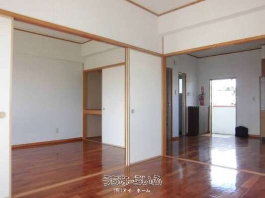 2LDK Apartment for Rent in Nanjo City, Okinawa - Near Gyokusendo - Thumbnail 4