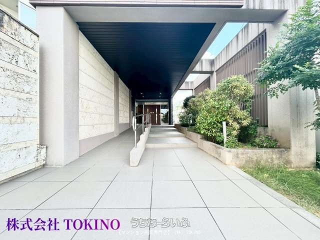 Proudia Court Itoman Nishikawa 4LDK Sea View Apartment for Sale - Thumbnail 2