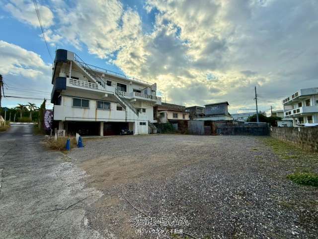 Buildable Land for Sale in Sunabe, Chatan, Okinawa - Thumbnail 4