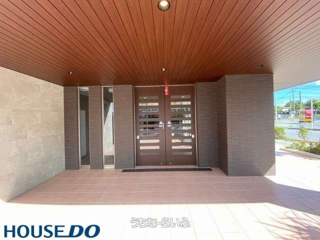Bears Court Ueseto 13-- Ocean View Condo in Chatan, Okinawa - Thumbnail 4