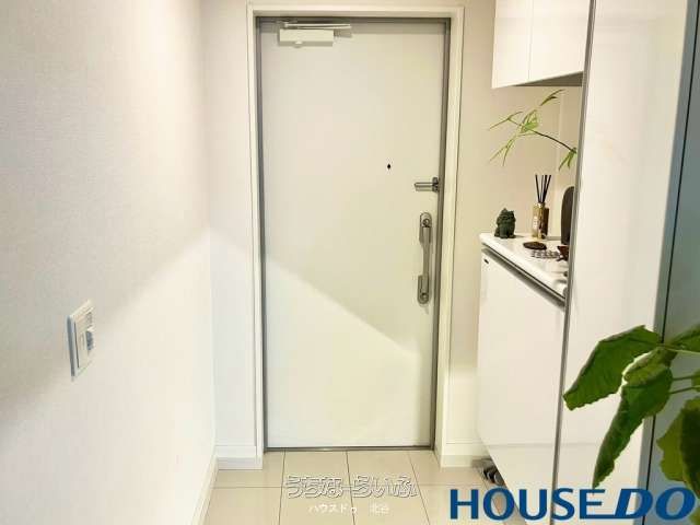Bears Court Ueseto 13-- Ocean View Condo in Chatan, Okinawa - Thumbnail 3