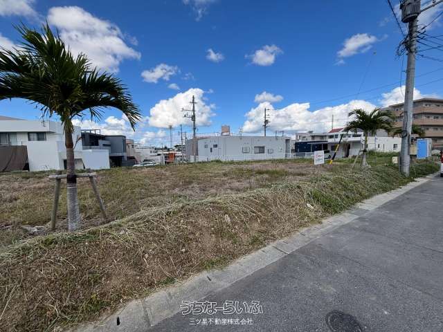 Sun Terrace Takaezu Plot 25 Land for Sale in Uruma City, Okinawa - Thumbnail 3