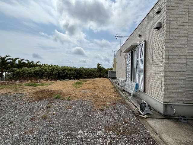 848.87 sqm Land with House in Nanjo City, Okinawa for Sale - Thumbnail 2