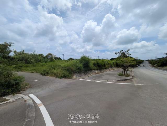 1,678 sqm Land for Sale in Uruma City, Okinawa - Prefectural Route 10 - Thumbnail 3