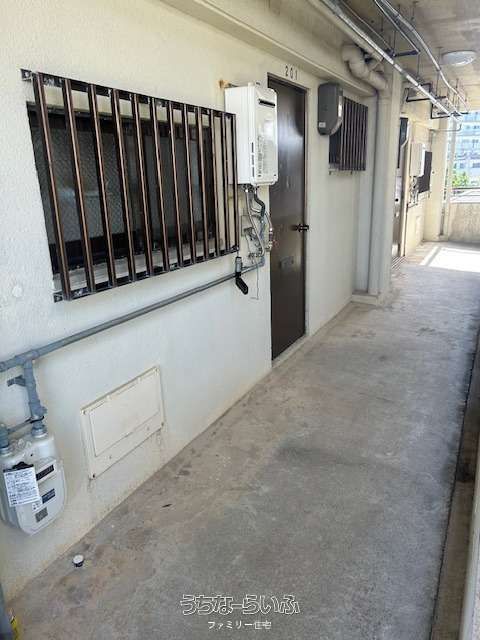 Rent 2DK Apartment in Naha Yogi, Okinawa - 45,000 Yen - Thumbnail 3