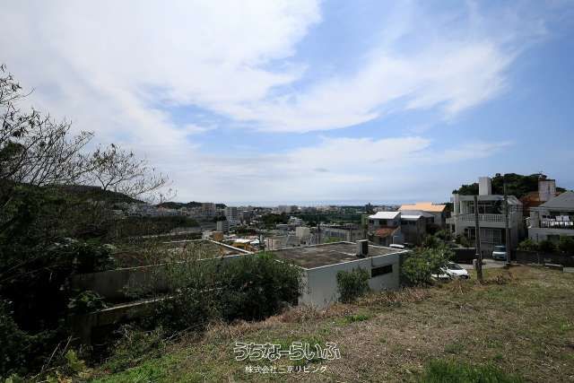 568m² Hilltop Land for Sale in Tomigusuku, Okinawa - Thumbnail 4