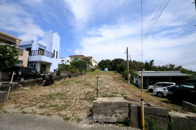 568m² Hilltop Land for Sale in Tomigusuku, Okinawa - Thumbnail 3