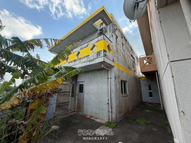 Miyakojima Live-Work Property with Solar Power for Sale - Thumbnail 3