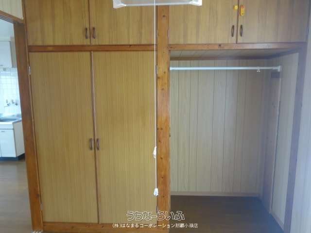 1LDK Apartment for Rent in Tomigusuku, Okinawa - 52,000 Yen - Thumbnail 3