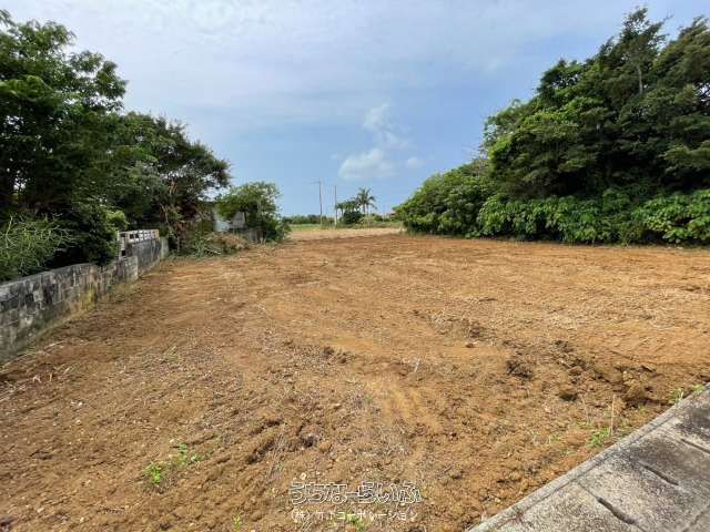 609m² Land in Miyakojima with Beach Access & Sunset Views - Thumbnail 2