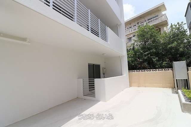 I-Castle 102: 2LDK Apartment for Rent near Shuri Station, Naha - Thumbnail 3