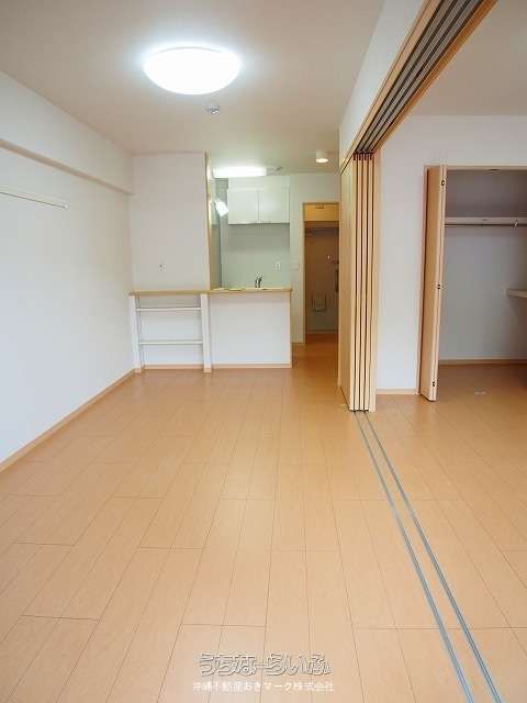 1LDK Apartment for Rent in Nanjo City, Okinawa - Calm Villa Isaoshi - Thumbnail 4