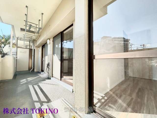 Renovated 3LDK Apartment in Lions Garden Midorigaoka, Naha - Thumbnail 2