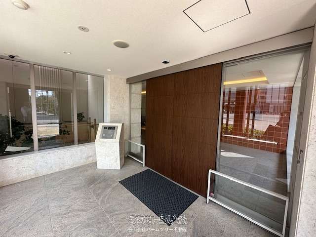 Le Cinq Naha Kainan 2LDK Apartment for Sale in Naha, Okinawa - Thumbnail 4