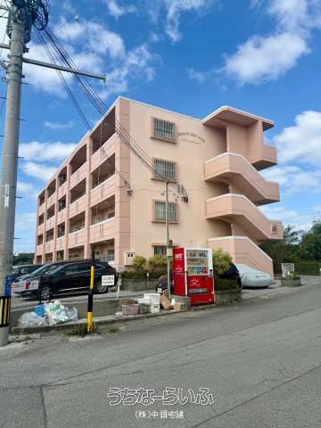 Ocean View 4-Story House for Sale in Yaese, Okinawa - Thumbnail 4