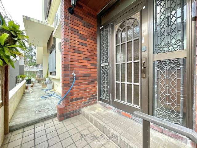 Spacious 4DK Detached House for Rent in Naha, Okinawa - Thumbnail 3