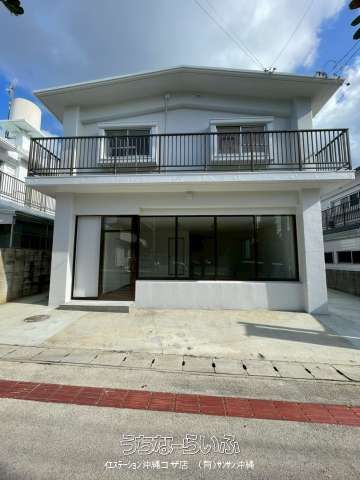 Shop with Residence for Sale in Okinawa City, Okinawa - Thumbnail 3