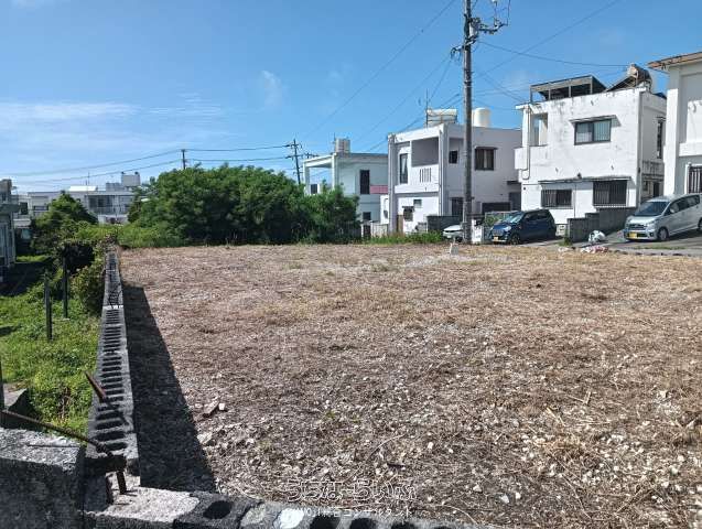 307m² Land for Sale in Minatogawa, Yaeze Town, Okinawa - Thumbnail 3
