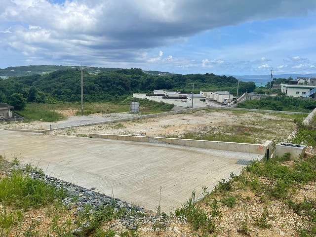 Land for Sale in Nakijin Village Okinawa with Sea View Potential - Thumbnail 3