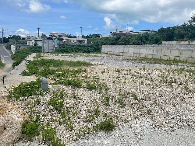 Land for Sale in Nakijin Village Okinawa with Sea View Potential - Thumbnail 4