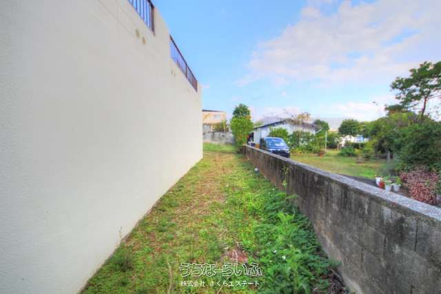 224m² Land for Sale in Ginowan, Okinawa - 1 Min Walk to Sea - Thumbnail 2