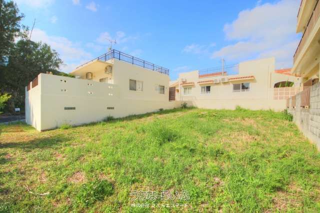224m² Land for Sale in Ginowan, Okinawa - 1 Min Walk to Sea - Image 1