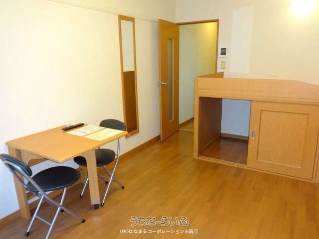 Leopalace Isa 219: Furnished 1K Apartment in Haebaru, Okinawa - Thumbnail 2