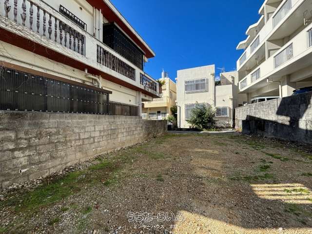 243.61 sqm Residential Land for Sale in Naha City, Okinawa - Thumbnail 3