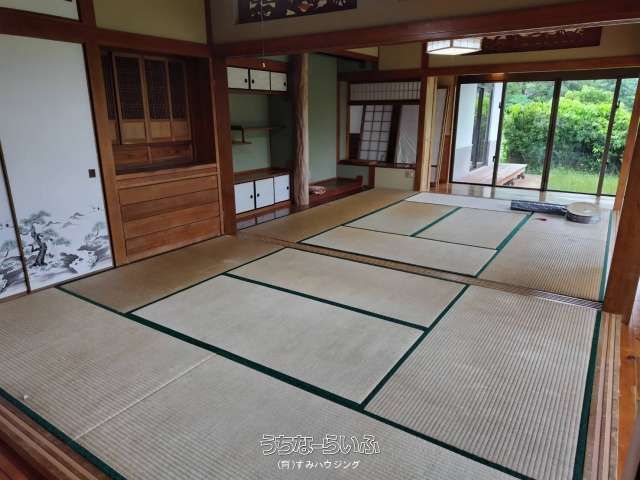 7LDK House for Rent with Large Garden in Motobu, Okinawa - Thumbnail 2