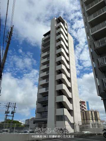 Oceanview 4LDK Apartment in Reve Nishihara Ecole II — Image 1, Nishihara, Okinawa