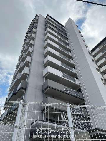 Oceanview 4LDK Apartment in Reve Nishihara Ecole II — Image 1, Nishihara, Okinawa