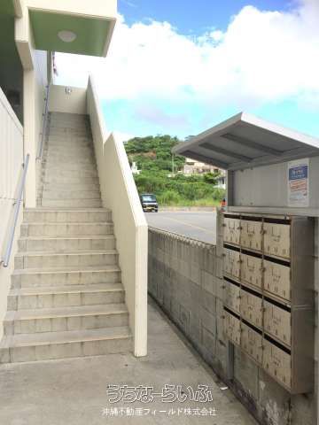 2LDK Apartment for Rent in Itoman, Okinawa - No Deposit - Thumbnail 2