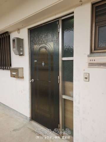 2LDK Apartment for Rent in Ginowan, Okinawa with Elevator and Parking - Thumbnail 2