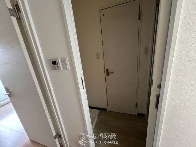 T・S Onaga 204: 1K Apartment for Rent in Nishihara, Okinawa - Thumbnail 3
