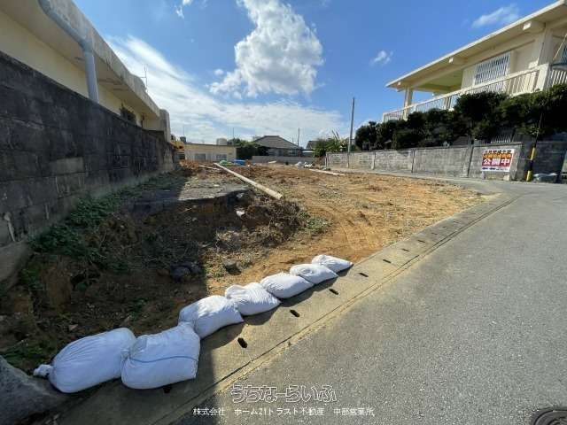 Land for Sale in Uruma City, Okinawa with Building Plan - Thumbnail 3