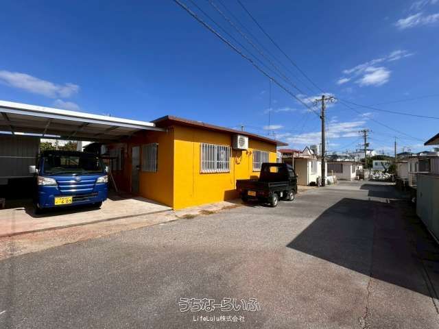 3LDK Detached House for Sale in Yomitan Village, Okinawa - Thumbnail 2