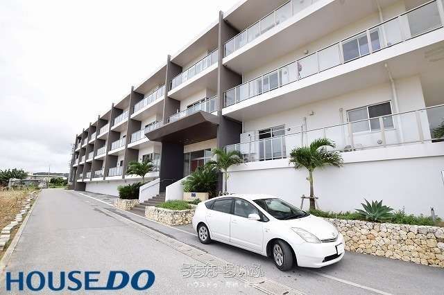 Ocean View 1LDK Condo in Onna Village, Okinawa | Maeda Misaki - Thumbnail 2