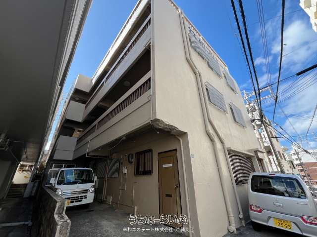 Okinawa Apartment Building for Sale with Monthly Revenue - Thumbnail 4