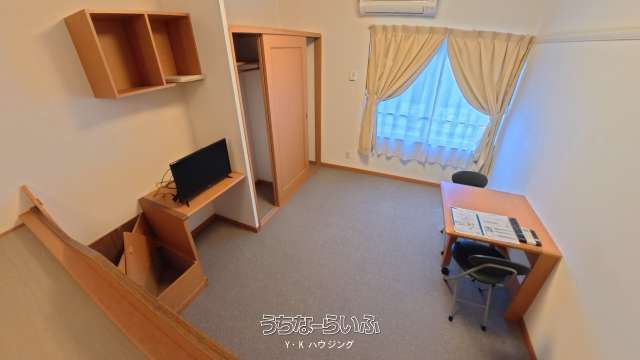 Leopalace Kinjo 305: Furnished 1K Apartment for Rent in Naha, Okinawa - Thumbnail 4