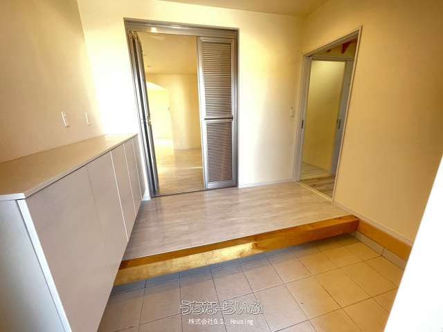 Sea Lake Zakimi Investment House in Yomitan, Okinawa - Thumbnail 4