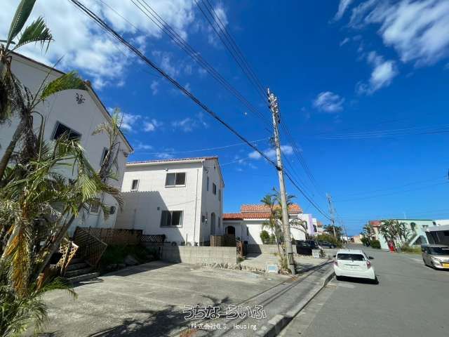 Sea Lake Zakimi Investment House in Yomitan, Okinawa - Thumbnail 2
