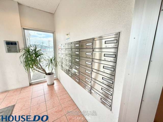 Renovated 2LDK Corner Unit in Premium Court Yogi Park Hills, Okinawa - Thumbnail 4